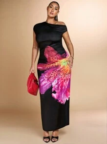 SHEIN BAE 加大尺寸女士黑色純色印花不對稱領口褶皺修身長款夏季連衣裙 - 彩色 - 查看 4