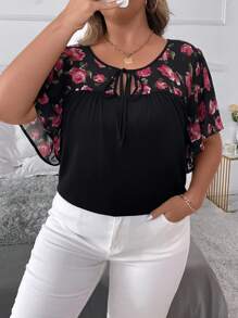 SHEIN CURVE+ 大尺碼女士夏季花卉印花V領荷葉邊短袖寬鬆母親衫