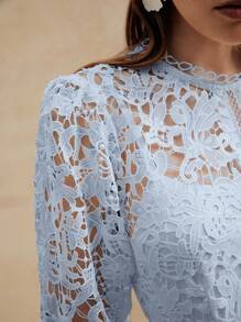 Anewsta Elegante vestido de manga larga de encaje soluble en unicolor con diseño floral de estilo europeo para primavera y verano - Azul - Ver 4