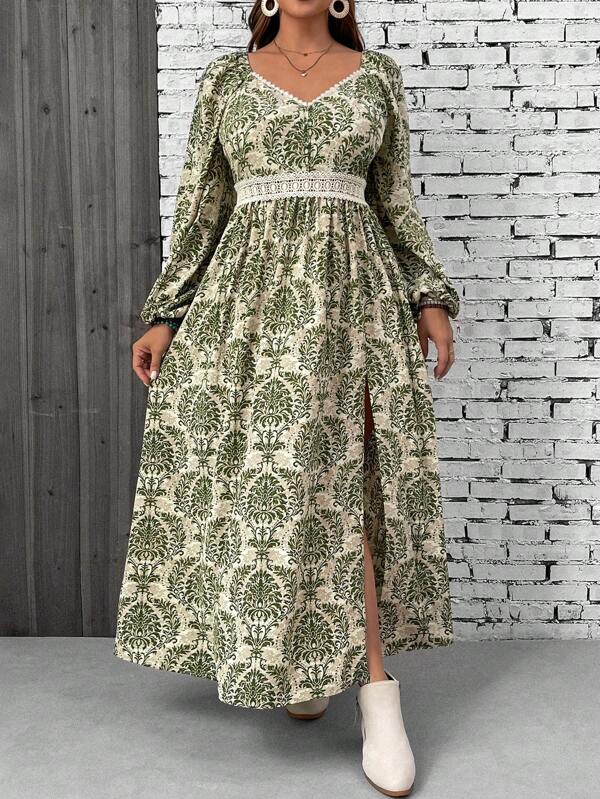 SHEIN VCAY Plus Size Holiday Lantern Sleeve Dress With Lace Patchwork And Sweetheart Neckline