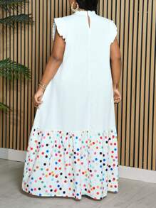 Slaydiva 加大尺寸假日&優雅&休閒寬鬆白色拼色&波點印花無袖洋裝，荷蘭花邊頸口和裙擺，春夏季 - 白色 - 查看 2