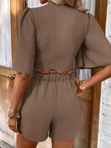 SHEIN LUNE Bộ đồ hai mảnh màu trơn đơn giản dành cho nữ, áo cổ chữ V sâu và quần short, trang phục hàng ngày - màu nâu - Xem 2