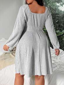 Flirla Đầm dài tay cỡ lớn màu xám nhung có dây buộc nơ hoa - Xám - Xem 2