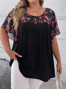 SHEIN CURVE+ 大尺碼女士夏季花卉印花V領荷葉邊短袖寬鬆母親衫