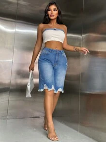 SHEIN SXY Bermudas casuales de mezclilla para mujer con dobladillo deshilachado y bolsillos