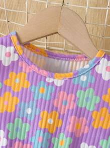 SHEIN Mùa hè của cô gái trẻ in hoa cổ tròn tay ngắn xù viền áo thun và quần short thường ngày 2 cái/bộ - Màu tím - Xem 3
