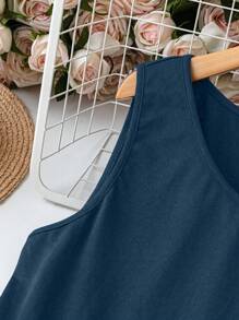 SHEIN LUNE Plus Size Women's Solid Color Sleeveless Daily Wear Dress