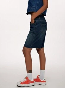 Forever 21 Women's Vintage Low Waist Denim Wide Leg Shorts With Frayed Hems And Pockets