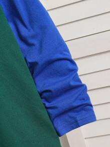 SHEIN 可爱的多色字母图案婴儿连帽上衣，百搭新年服装