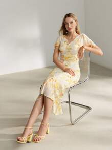 MOTF PREMIUM FLORAL PRINT V-NECK FLUTTER SLEEVE TOP & SPLIT HEM DRESS - Yellow - View 7