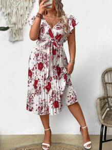 SHEIN Clasi Gaun Kasual Musim Panas Ukuran Besar dengan Motif Bunga, Hem Bergelombang, dan Hiasan Rumbai - Red and White - View 1