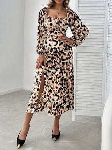 SHEIN Clasi Vestido de manga larga con corte en el dobladillo y detalle de leopardo en el pecho - Marrón - Ver 3