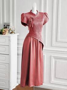 أحمر بنفسجي