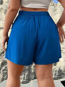 SHEIN LUNE Plus Size Summer Casual Solid Color Pleated Shorts With Side Button Embellishment - Blue - View 2
