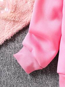 SHEIN Sudaderas para niñas jóvenes de color rosa con estampados gráficos lindos y coloridos con motivos como gatos, murciélagos, arañas, calabazas, moños, aptas para invierno, verano, otoño, primavera, uso casual, exterior, interior, fiesta, clásico, de moda, versátil, princesa, deportivo