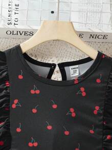 SHEIN Conjunto de top y shorts con estampado de cerezas para niñas preadolescentes