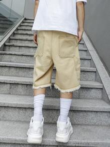 Manfinity Roghcode Herren Einfarbige Denim Shorts mit ausgefranstem Saum und Taschen für den Sommer Ausgehen, einfache Denim Jorts, weite Denim Shorts, als Geschenk für Ehemann, Freund