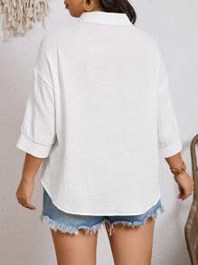 SHEIN Frenchy 大码落肩衬衫女式长袖条纹衬衫，可爱夏季上衣，夏秋季女装，白色衬衫，清新休闲衬衫，纽扣开合，包边衬衫，轻盈透气，采用舒适材料制成，适合度假外出，日常休闲 - 白色 - 查看 2