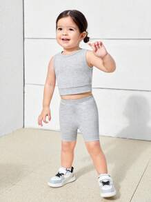 SHEIN 3pcs/Set Baby Girls Casual Simple Fashion Solid Color Sleeveless Top, Shorts And Hooded Jacket, Thick Thermal Lined, Autumn/Winter - Green - View 5