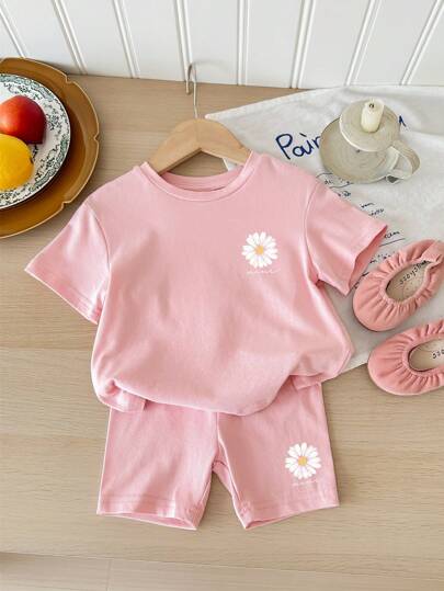 SHEIN ModeFlare Wear Baby Girl Casual Blommönster Rund Neck Kortärmad Topp och Shorts Set, Sommar, Innehåller 95 % bomull