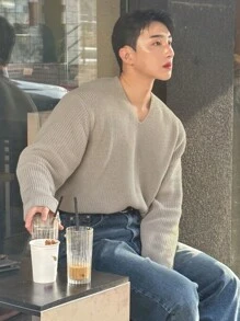 DAZY Men's Solid Color V-Neck Casual Long Sleeve Sweater, Autumn - Khaki - View 5