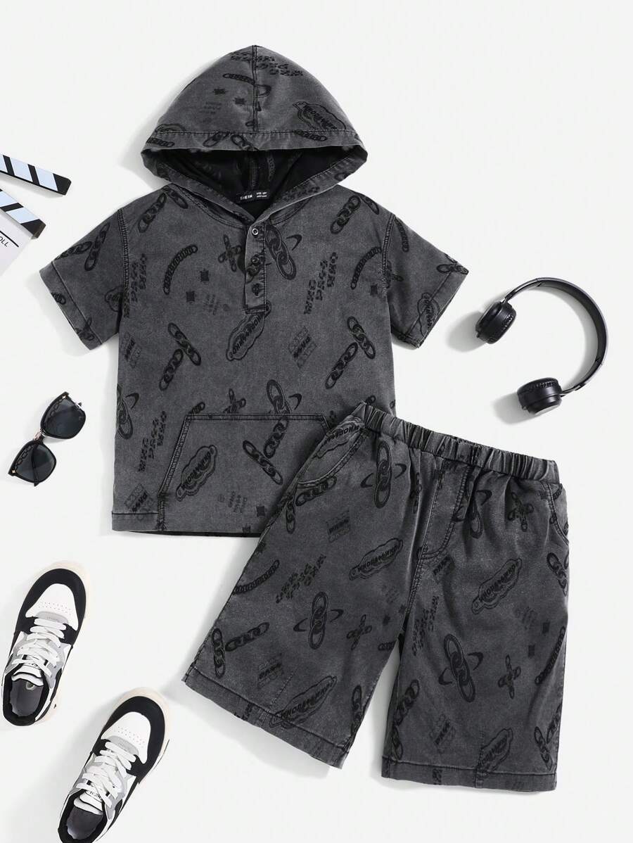 SHEIN 青少年男孩 2 件套牛仔效果休闲破洞超大连帽短袖 T 恤和阔腿短裤套装，适合夏季服装 - 黑色 - 查看 1