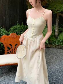 EastFlair Mùa hè mới kiểu dáng thanh lịch của Trung Quốc Váy thêu và hoa nối - Màu be - Xem 1