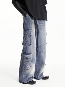 Manfinity Roghcode Men's Deep Blue Vintage Washed Denim Workwear Cargo Jeans With Multiple Pockets - Dark Wash - View 8