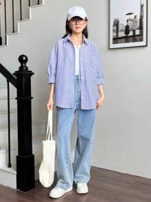 SHEIN Áo sơ mi có túi sọc xanh trắng dành cho nữ tuổi teen có tay áo giữa, hoàn hảo cho kỳ nghỉ, thường ngày và đi lại - Xanh và trắng - Xem 6