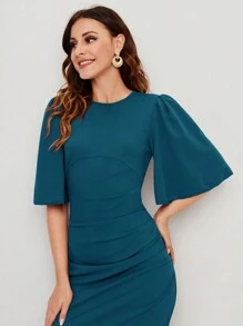 Mulvari Butterfly Sleeve Keyhole Back Split Hem Dress - Teal Blue - View 3