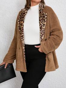 SHEIN Essnce Chaqueta Regular de talla grande de pelo bloqueado con diseño de leopardo y cuello hacia abajo - Caqui - Ver 3