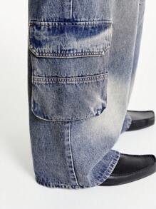 Manfinity Roghcode Men's Deep Blue Vintage Washed Denim Workwear Cargo Jeans With Multiple Pockets - Dark Wash - View 4