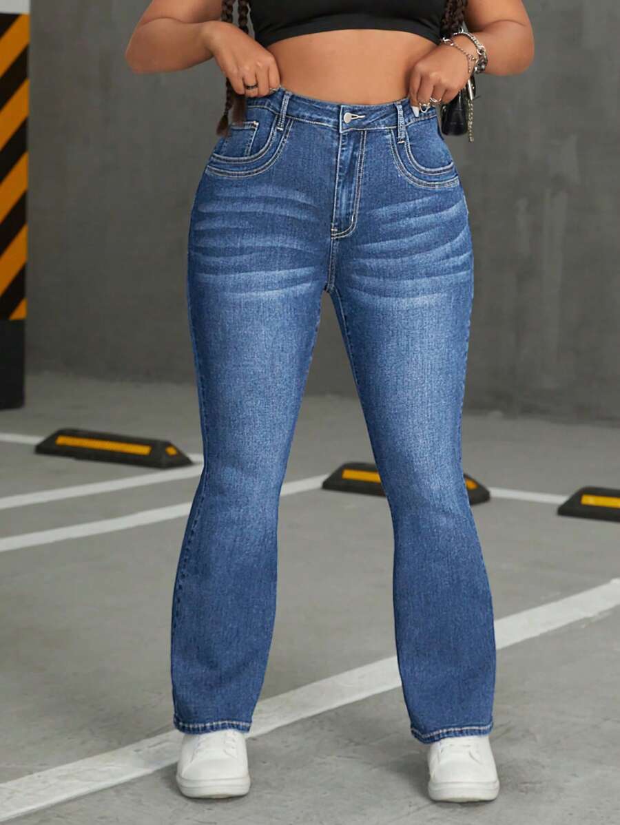 SHEIN EZwear 女士加大碼有口袋喇叭休閒牛仔褲 - 藍色 - 查看 1