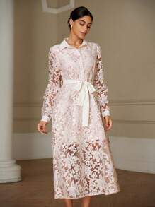 Aveloria Rosie Vestido de manga larga con cuello de parche, cintura ceñida, textura de tela floral con recortes, diseño elegante y exquisito