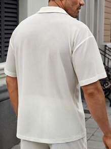 Manfinity Homme Men's Summer Solid Color Textured Knit  Collar Short Sleeve Shirt - Beige - View 2