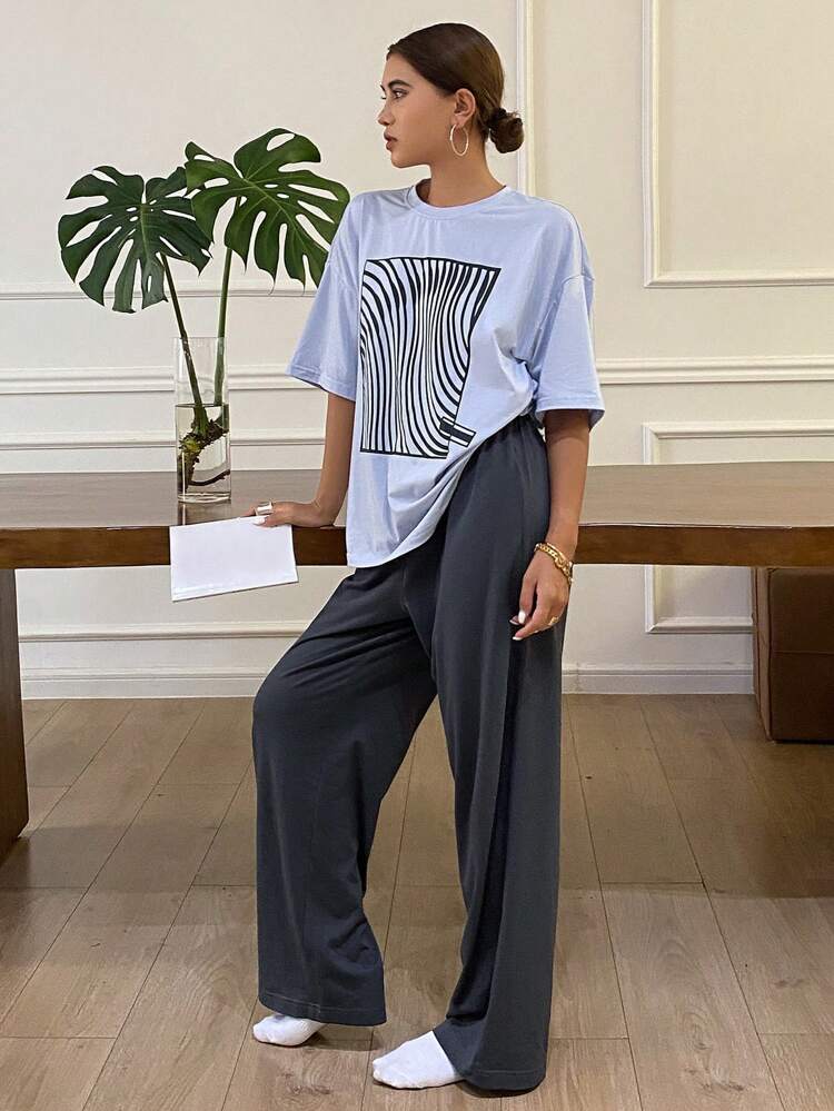 Simple Printed Loose Fit T-Shirt And Loose Sleepwear Pajamas Set For Home