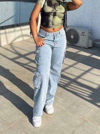 Damskie dżinsy cargo Y2K Streetwear z prostymi nogawkami i kieszeniami z klapkami