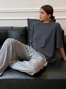 Livesso 简约宽松家居服套装睡衣 - 深灰色 - 查看 1