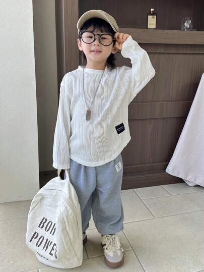 SHEIN Young Boy Long Sleeve Crew Neck T-Shirt With English Lettering, Casual Sports Outfit For Back To School, Halloween, Christmas Events, Cozy Autumn Winter Wear