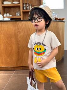SHEIN Baby Boys' 2pcs Casual Outfit - 3D Cartoon Printed Hamburger Short Sleeve T-Shirt And Solid Color Big Pocket Shorts For Daily Wear
