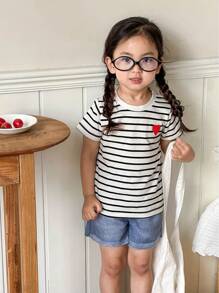 SHEIN Young Girl Heart Embroidery Stripe Tee
