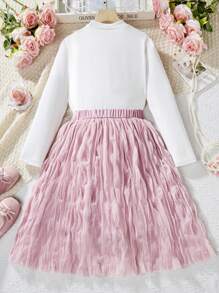 SHEIN Tween Girls Round Neck Long Sleeve Top With Character Print And Solid Flared Skirt Set, 2pcs - Pink - View 2