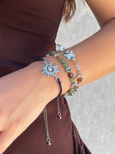 ROMWE Fairycore 3pcs Fashionable Simple Geometric Spiral/Star/Flower/Butterfly/Mushroom Beaded Bracelet Set Valentines,Mom,Mother,Mother's Day,Gift