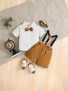SHEIN Ropa de verano para bebé niño, atuendo de caballero con camisa de manga corta estampada de lunares y pantalones cortos con tirantes - Blanco - Ver 5
