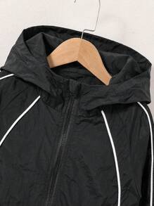 Tween Girl 舒适长袖连帽夹克，配有反光条纹和夜光元素 - 黑色 - 查看 5