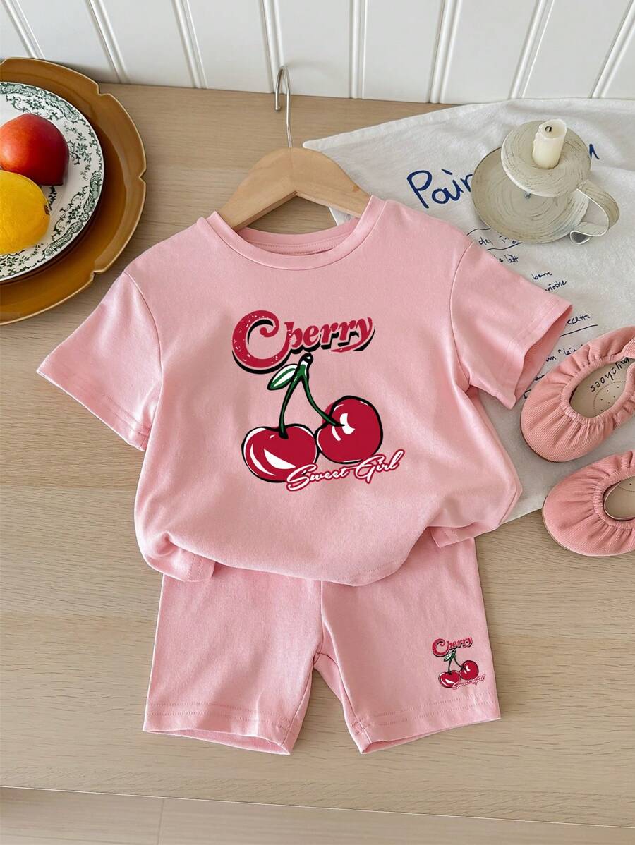 SHEIN Leap Crew ModeFlare 女婴休闲简约樱桃印花圆领短袖短裤套装,适合夏季穿着,含95%棉,圣诞节礼物 - 粉色 - 查看 1