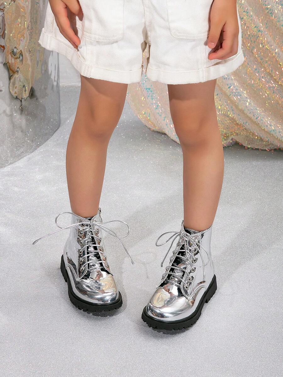1 双时尚金属镜面条侧拉链摩托车短靴 - 銀色 - 查看 1