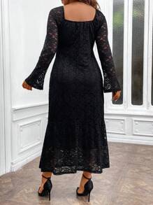 SHEIN Clasi 大码优雅蕾丝喇叭袖美人鱼下摆长款连衣裙，适合春秋季节 - 黑色 - 查看 2
