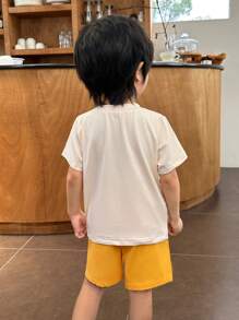 SHEIN Baby Boys' 2pcs Casual Outfit - 3D Cartoon Printed Hamburger Short Sleeve T-Shirt And Solid Color Big Pocket Shorts For Daily Wear