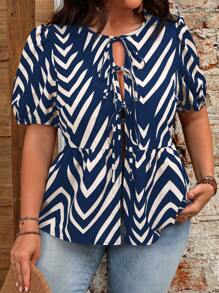 Flirla Plus Size Sawtooth Pattern Printed Lace-Up Neck Ruffle Hem Short Sleeve Shirt - Navy Blue - View 5